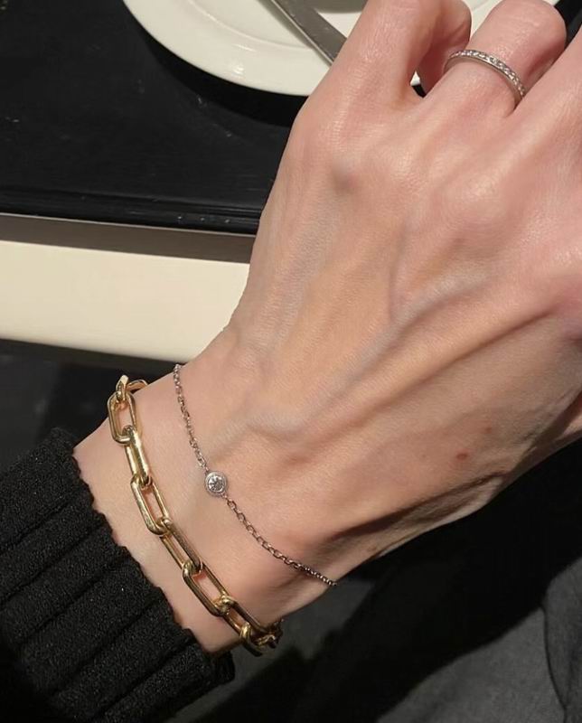 Cartier bracelet 12lyx47 (18)