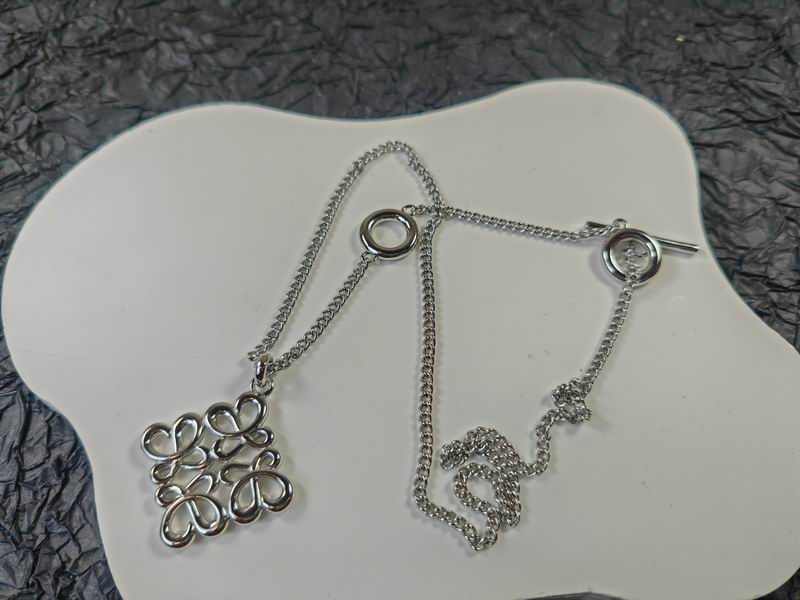 Loewe necklace 11lyw5 (8)