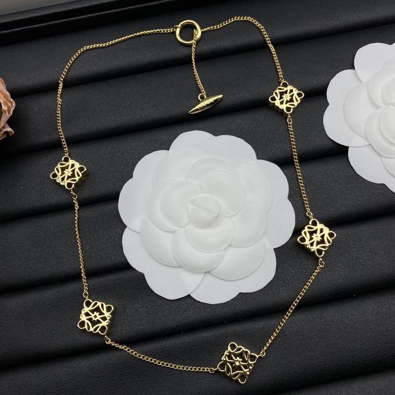 Loewe necklace 11lyw6 (4)
