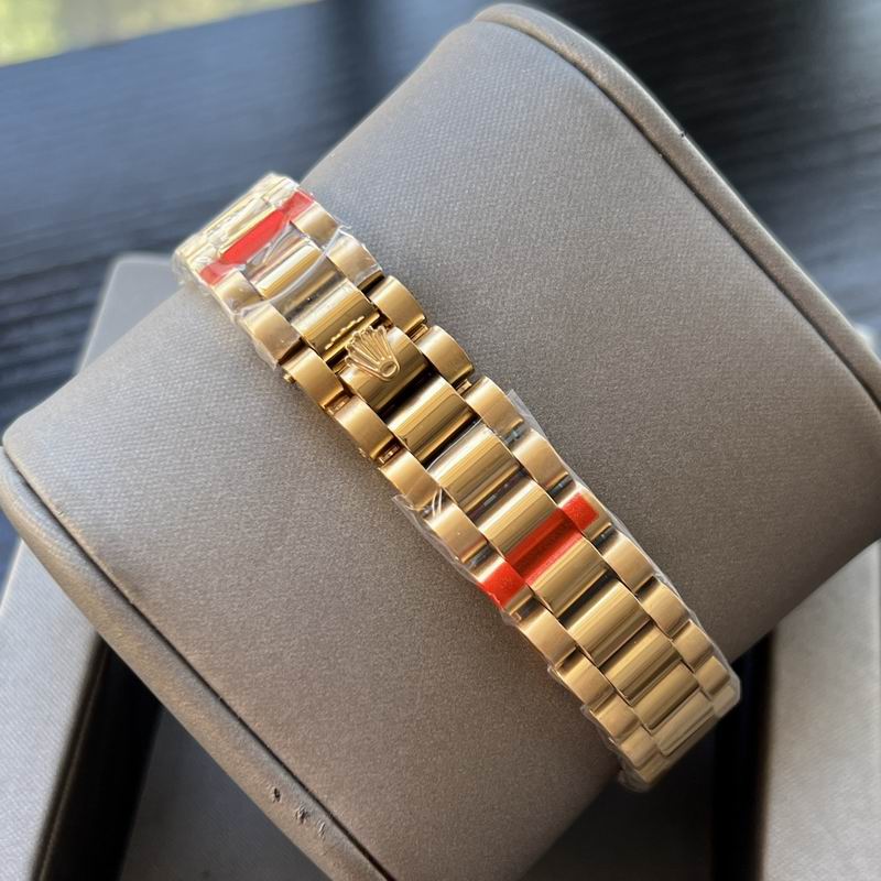 Rolex 31mm 15-Date Just (1)