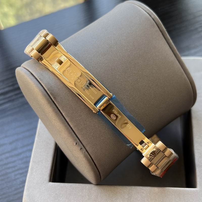 Rolex 31mm 15-Date Just (3)