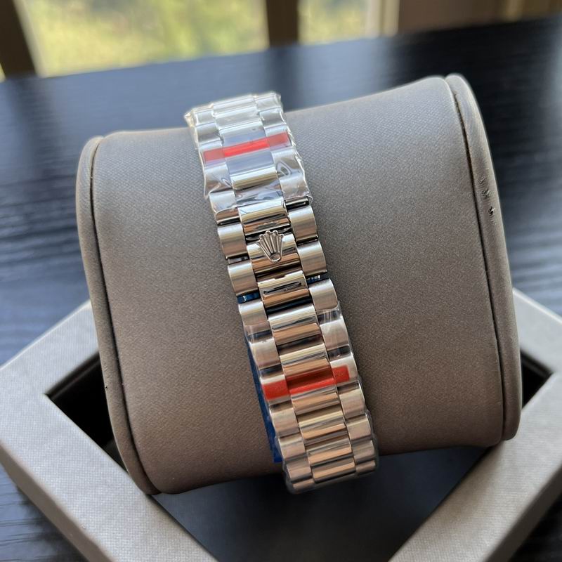 Rolex 36mm 20-Day Date (14)