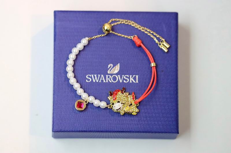 Swarovski Bracelet 01lyr4 (1)