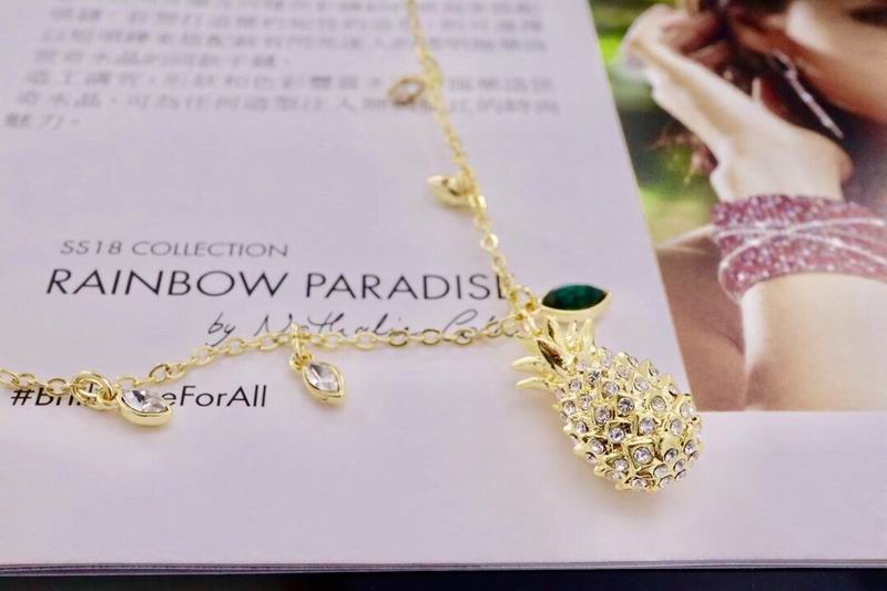Swarovski Necklace 01lyr04 (6)