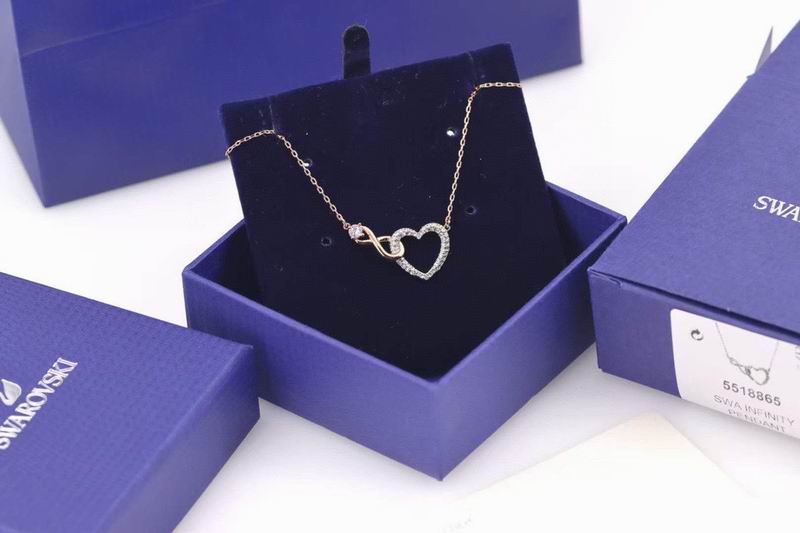 Swarovski Necklace 01lyr21 (2)