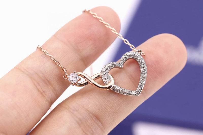 Swarovski Necklace 01lyr21 (3)