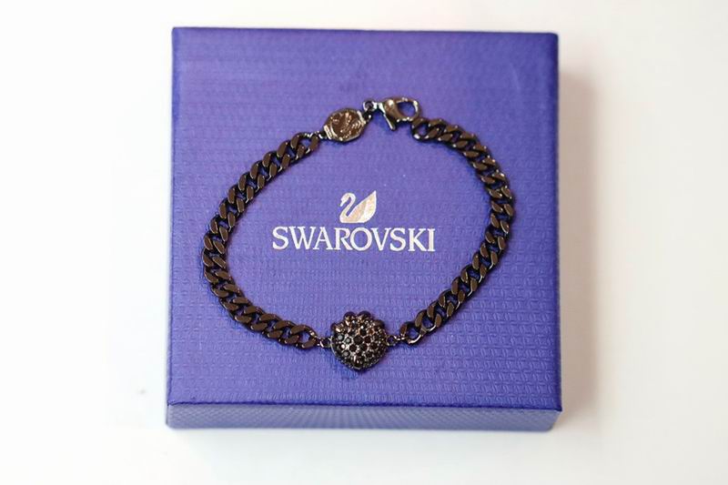 Swarovski Necklace 01lyr40 (1)