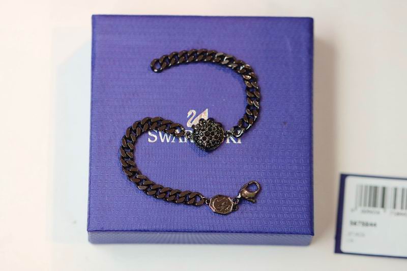 Swarovski Necklace 01lyr40 (2)