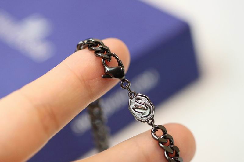 Swarovski Necklace 01lyr40 (3)