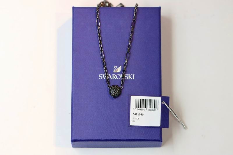 Swarovski Necklace 01lyr41 (1)