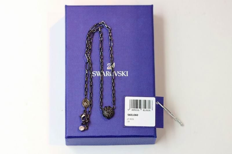 Swarovski Necklace 01lyr41 (2)
