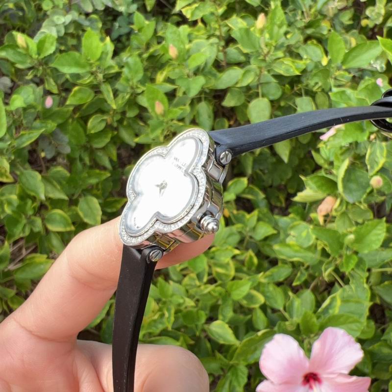 Van Cleef & Arpels 27mm 05 (5)