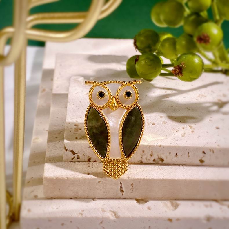 Van Cleef  Arpels brooch 092949  (4)