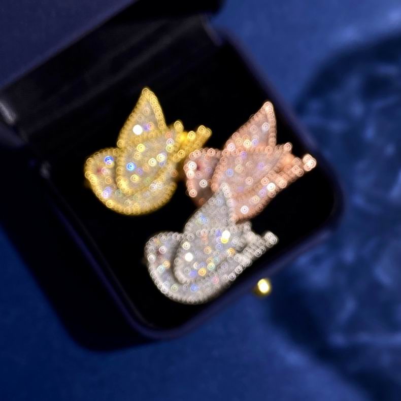 Van Cleef  Arpels brooch 121082  (1)