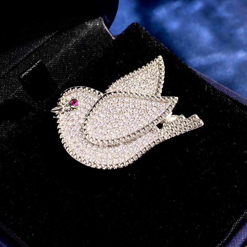 Van Cleef  Arpels brooch 121082  (5)