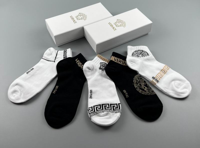 Versace socks (1)