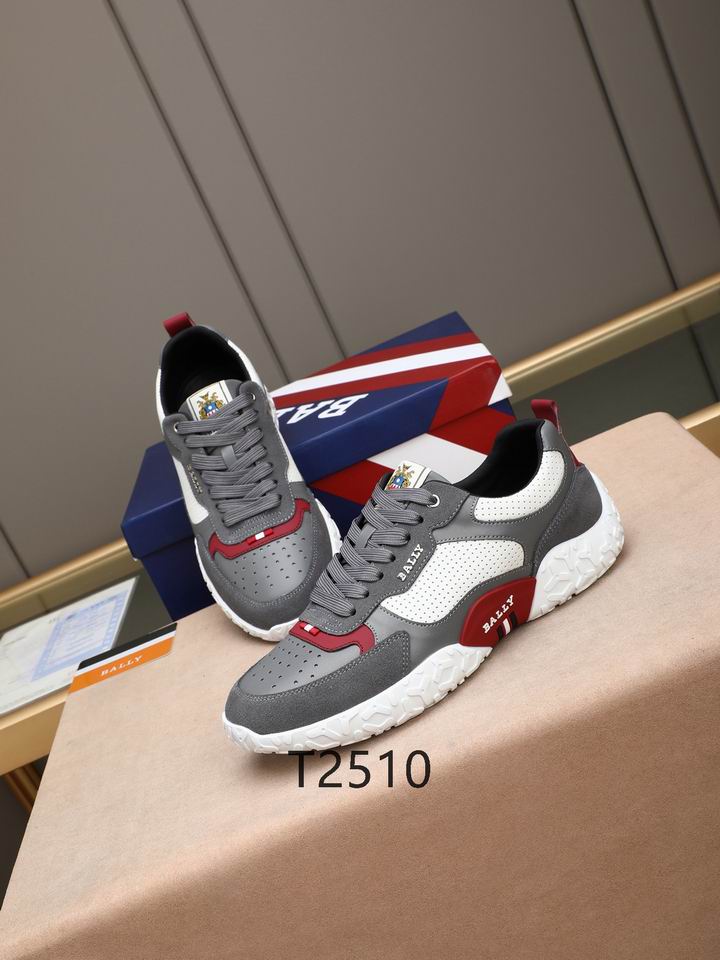 2818013