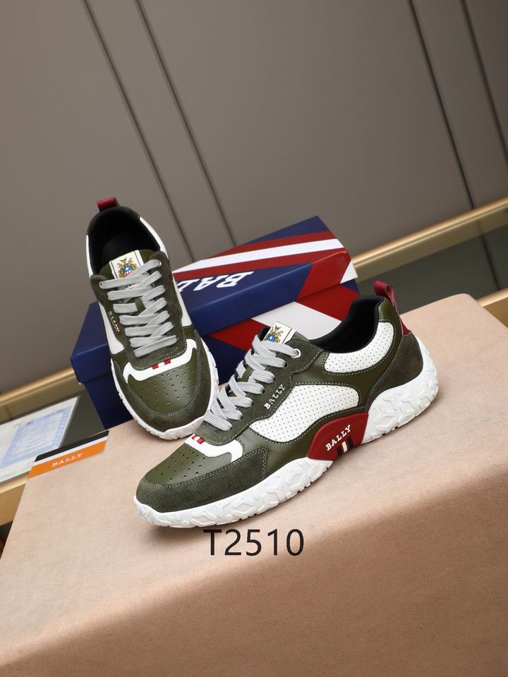 2818015