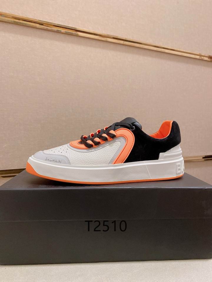 2818030