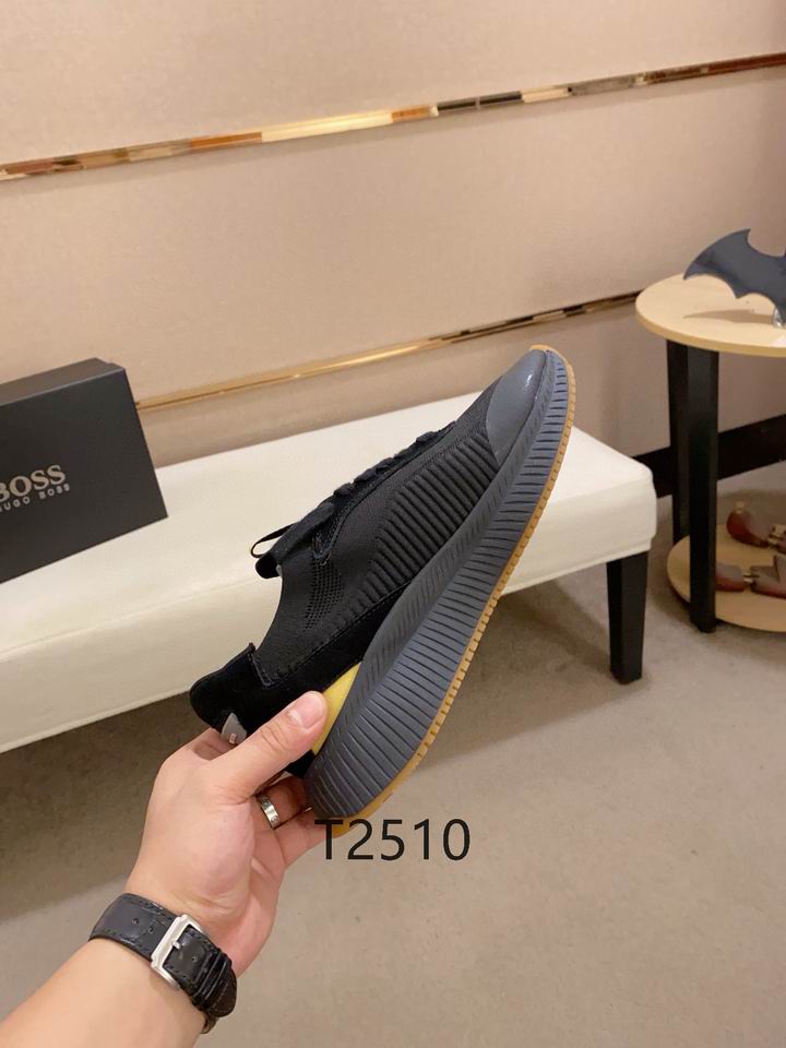 2818053