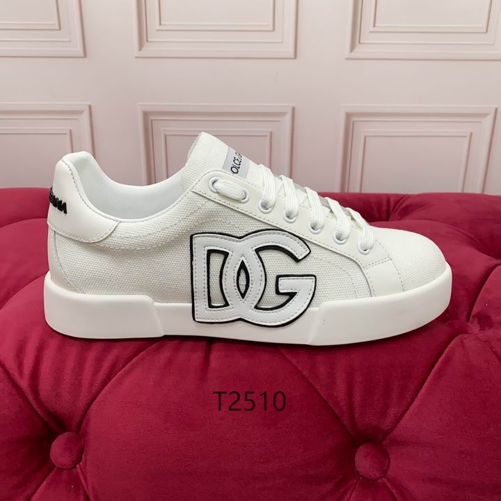 2789676