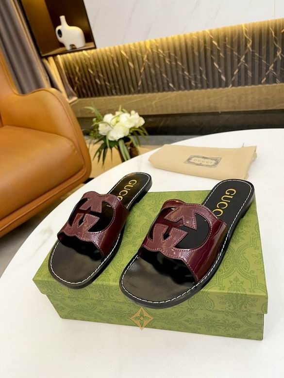 2760370