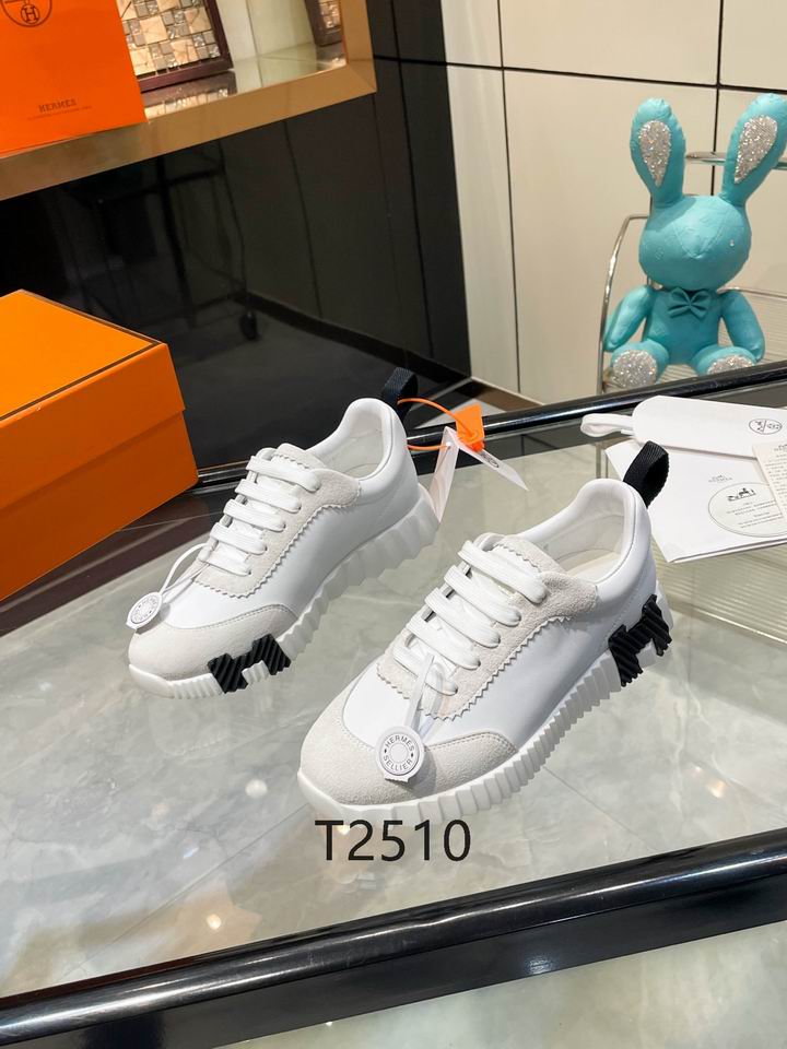 2789798