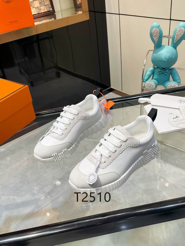 2789800
