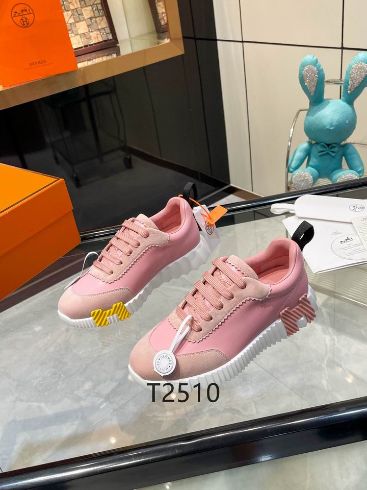 2789810
