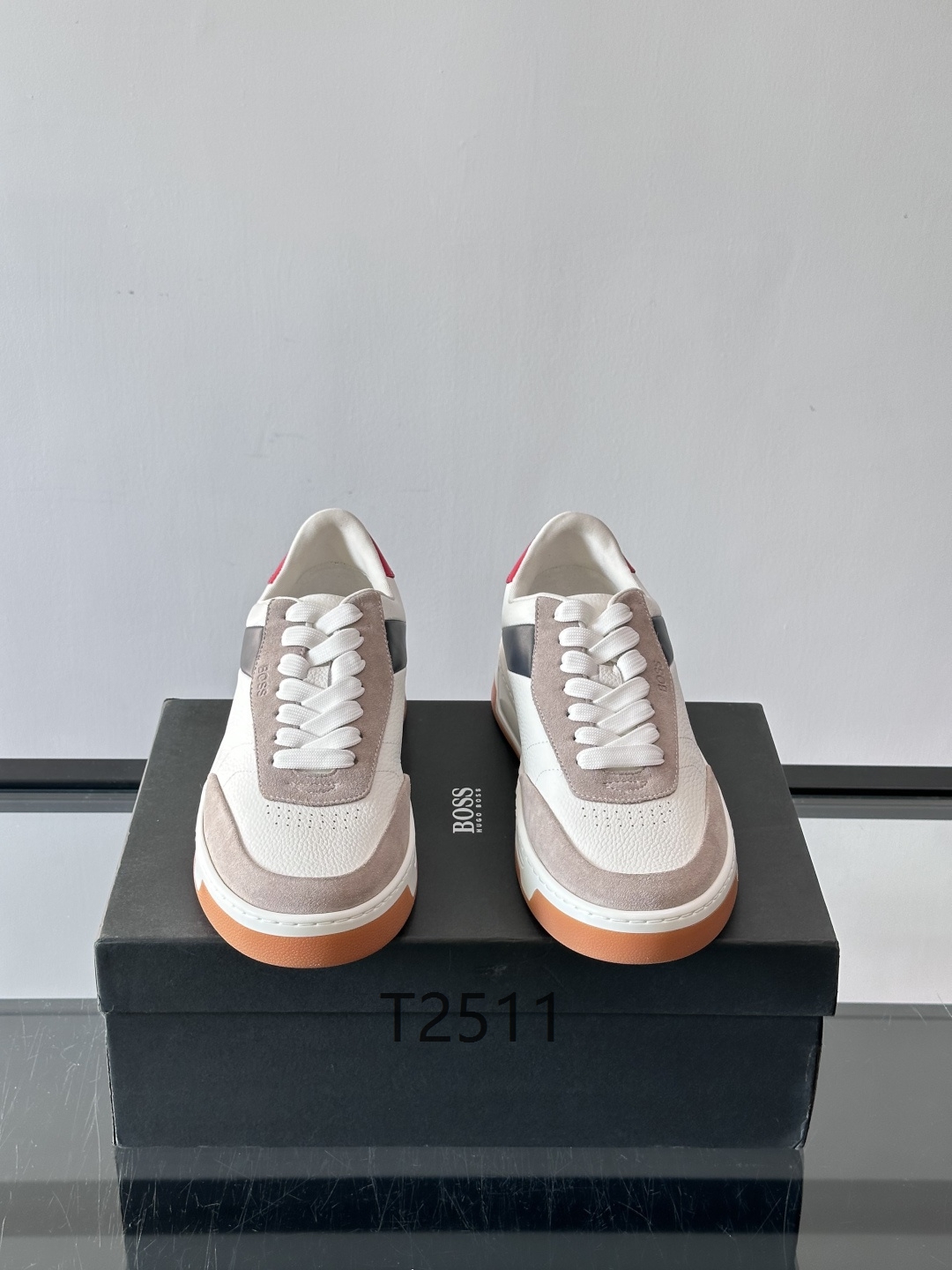 2850502